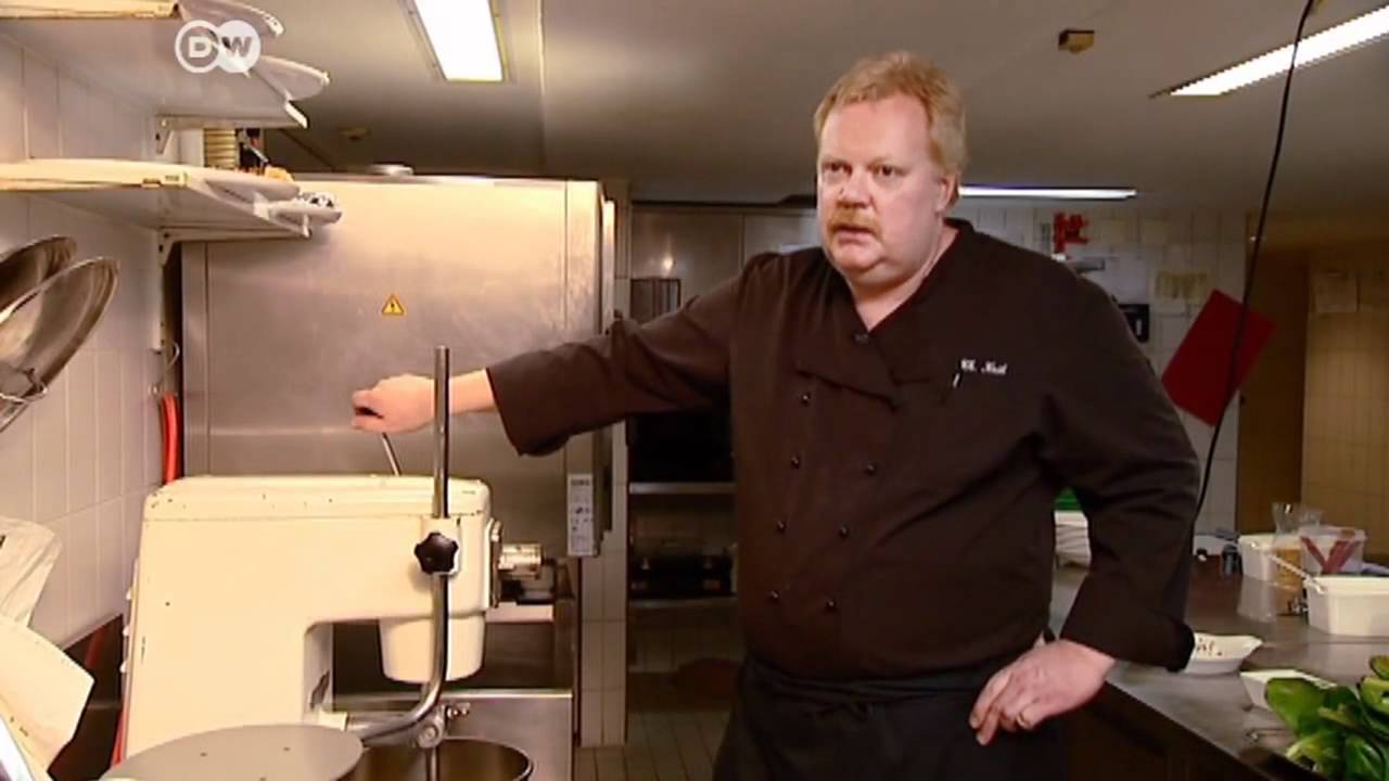 Schweizer Spezialität Capuns im Bergrestaurant | Euromaxx à la carte