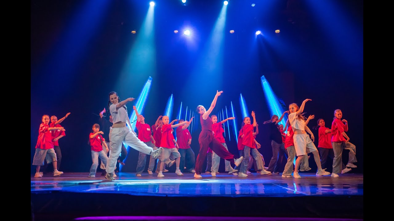 Without Limits 2025 | Michael Jackson — Man in the Mirror | A2 Community