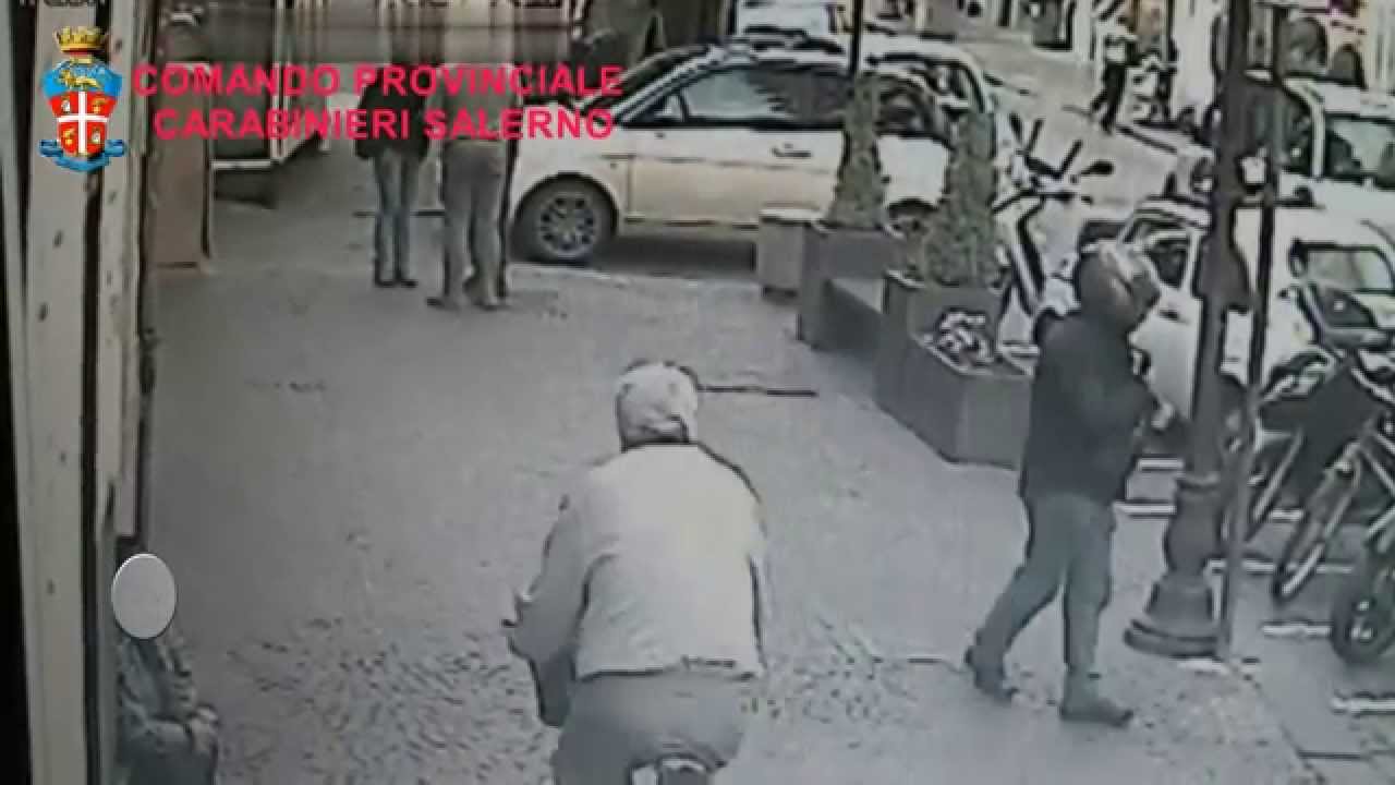 Assalto portavalori Pagani, bandito in cella [VIDEO UFFICIALE CARABINIERI DELLA RAPINA]