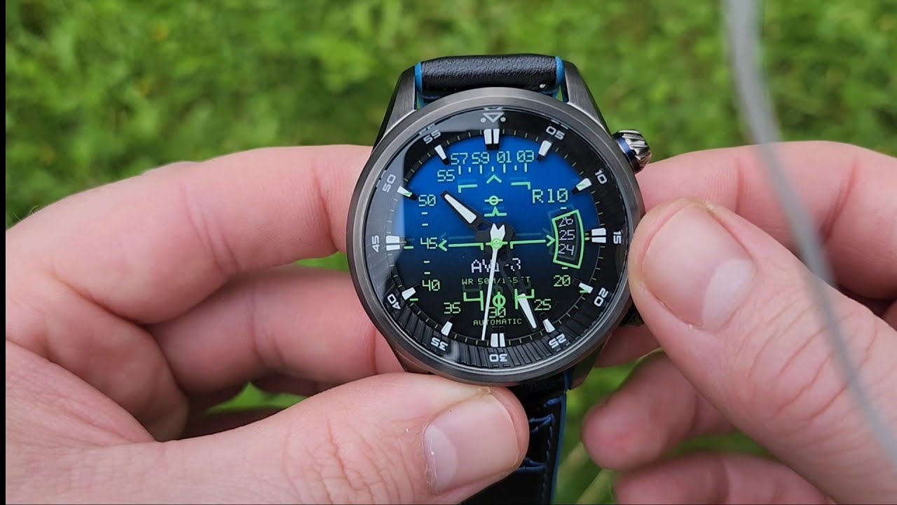 Watch review. Avi-8 Hawker Harrier HUD Edition