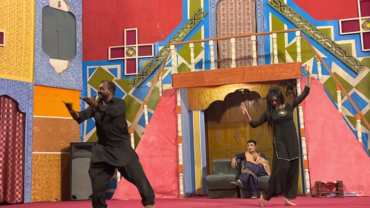 Masooma Malik ,Billa shiekhpurya latest performance ishq be parwah baber theater multan