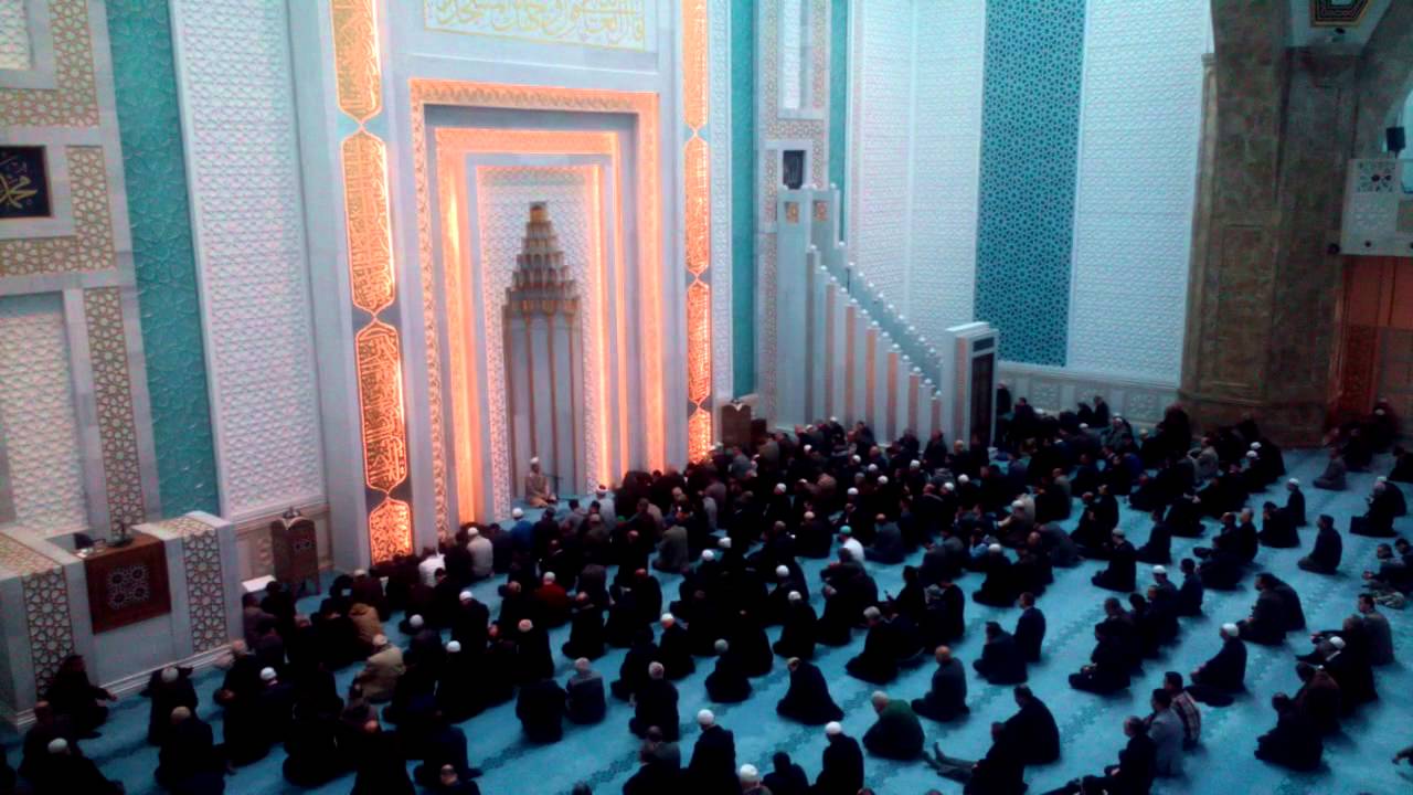 Hafız Ali Tel'den kalpleri titreten Kur'an ziyafeti