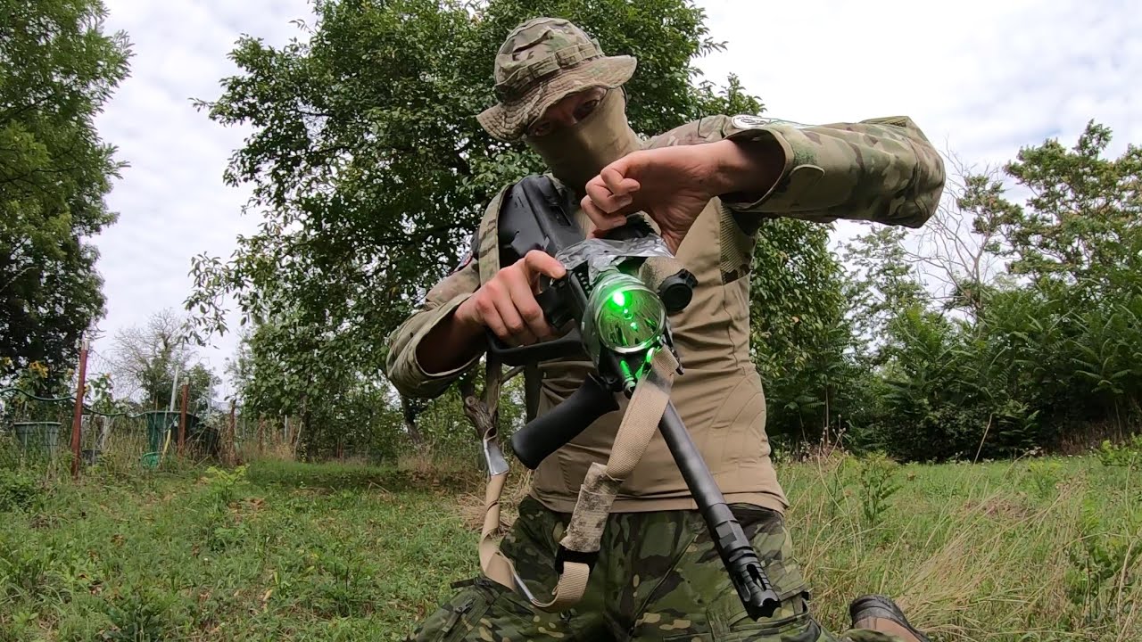 CYANSKY HUNTER MULTI COLOR LONG RANGE HUNTING FLASHLIGHT - DESTRUCTION TEST - 1800 LUMEN - 818 m