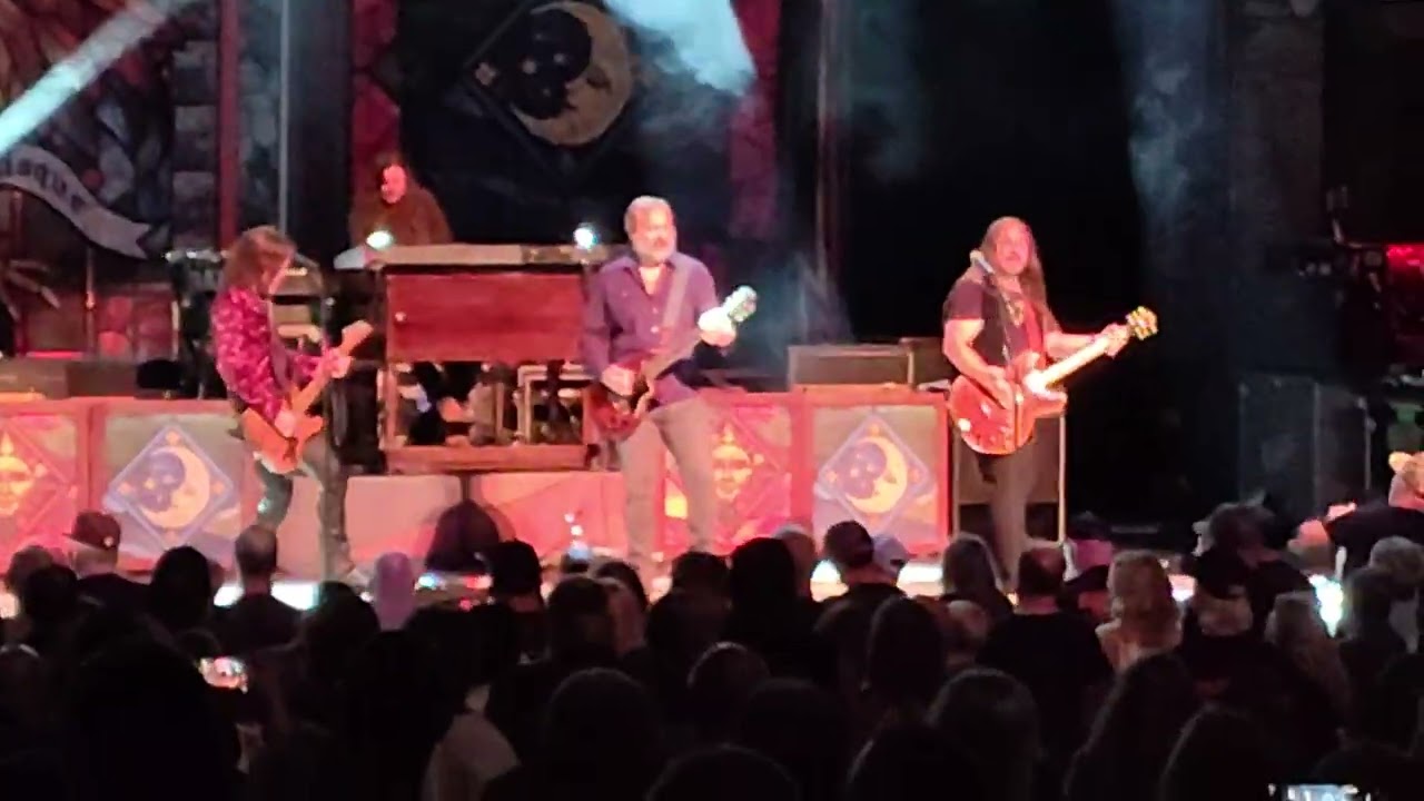 Blackberry Smoke Rialto square theater Joliet Illinois 