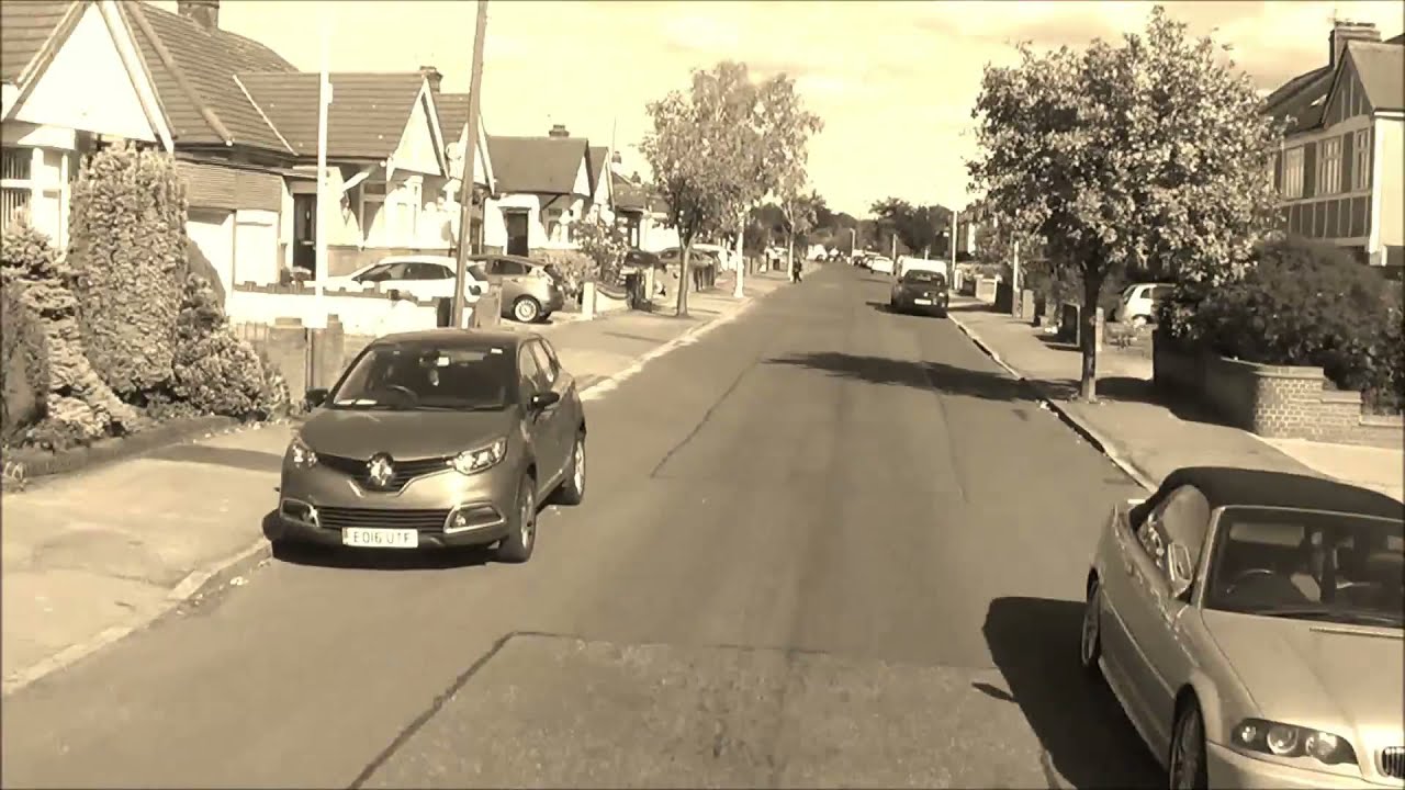 Route 193 Stagecoach Bus Romford Queens Hospital to County Park Estate  (Super Fast Journey)