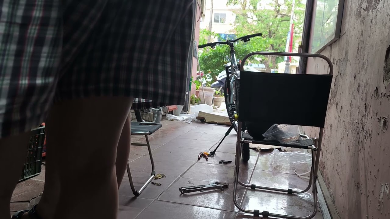 Lắp xe đạp AHiu p2