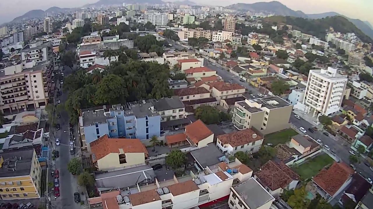 Drone SJRC F11 Passeando em Vila Valqueire no Rio de Janeiro RJ