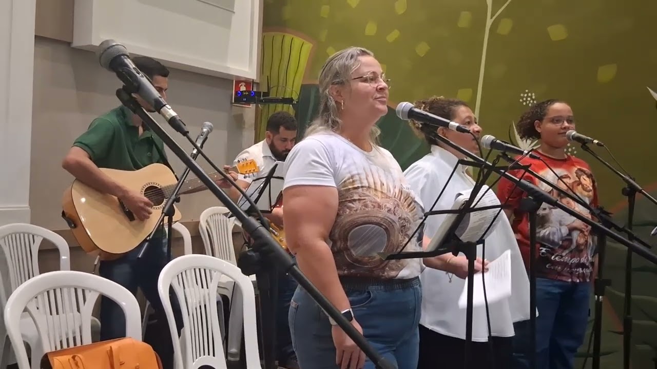 Coral fonte de misericórdia Água viva 