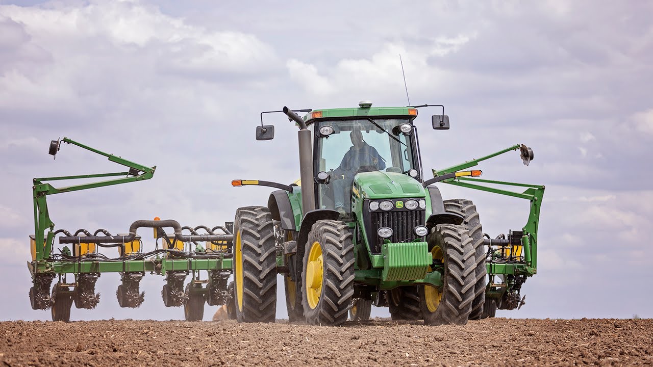 Новая конфигурация сеялки — John Deere 7920, электроприводы и прижимная сила