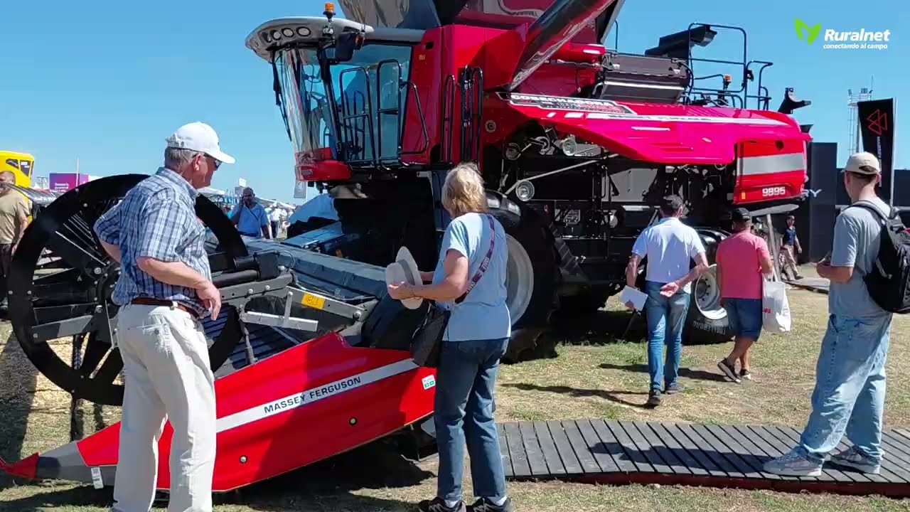 Massey Ferguson llegó a Expoagro con tractores de hasta 370 HP y nuevas soluciones para el campo