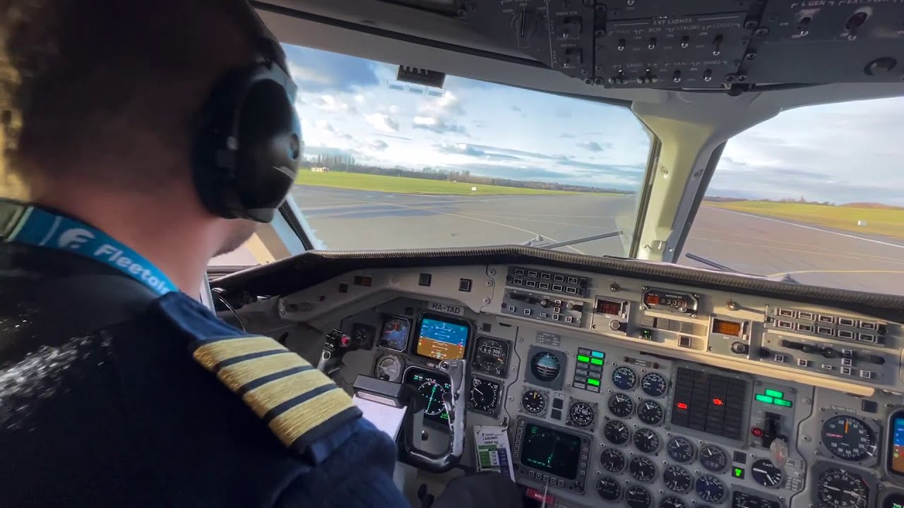 SAAB 340 Birmingham Landing RWY 33 United Kingdom