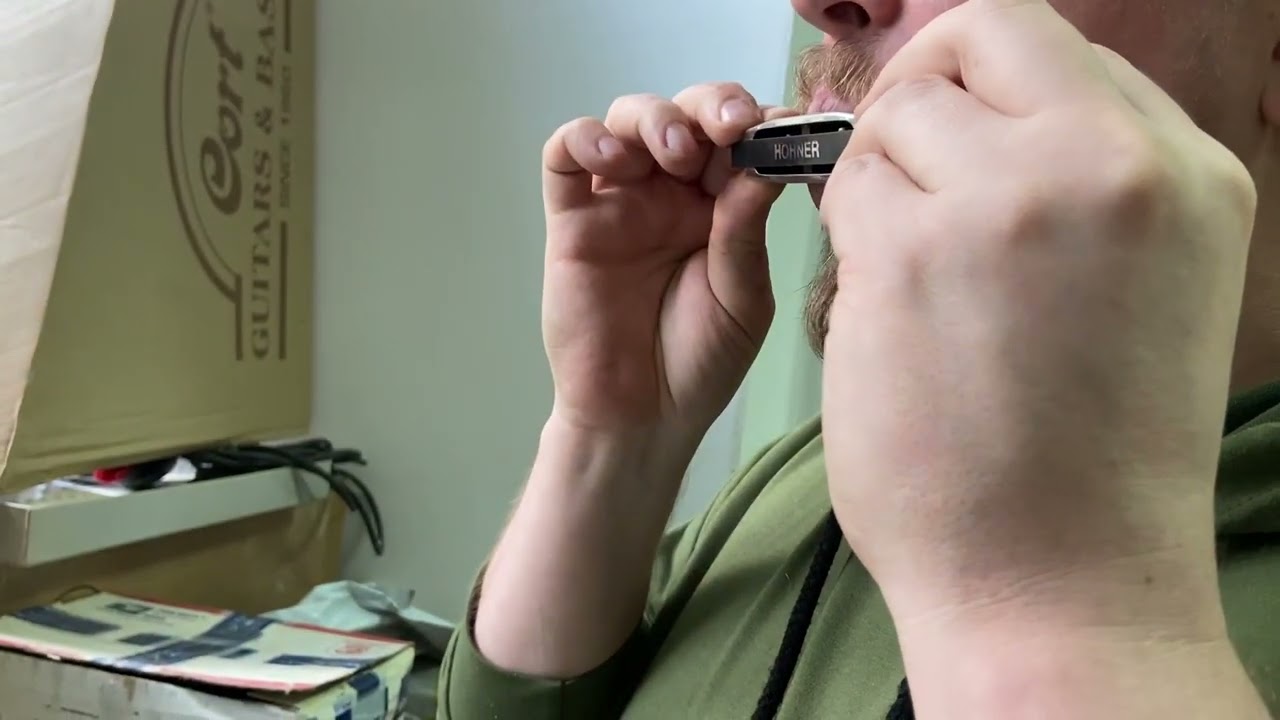 Hohner International Adventure F Harmonica