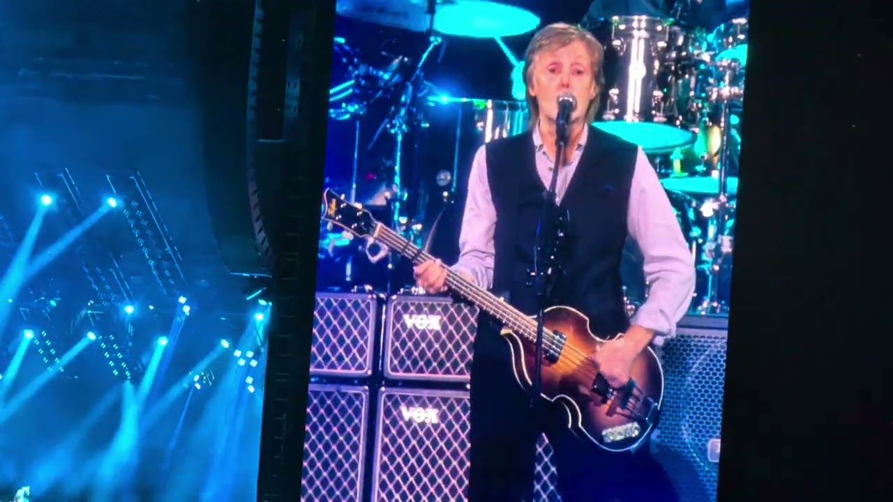 Jet - Paul McCartney: San Antonio 10/25/2025