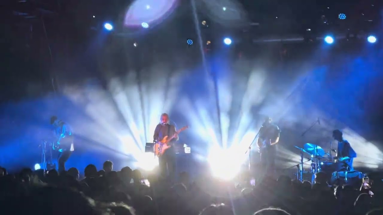 Men I Trust - Serenade Of Water en vivo GDL Guanamor 04/04/2024