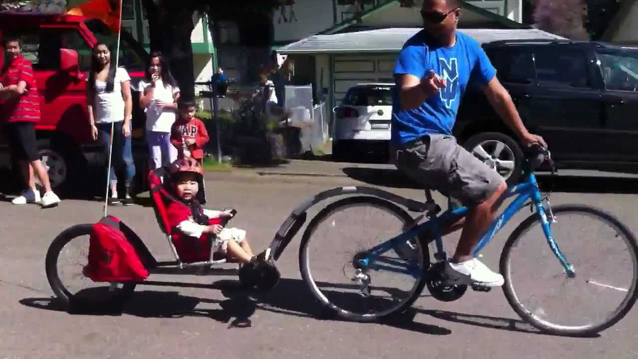 WeeHoo i-Go bicycle trailer