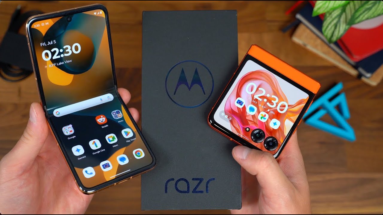 Motorola Razr 2024 Unboxing: Razr vs Razr+!