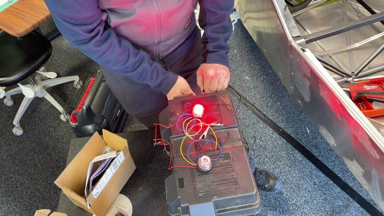 Rans S-21 Build - FlyLEDS Beacon Lights unboxing and testing - #5