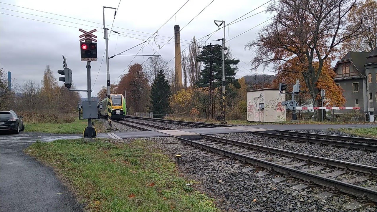 Železniční přejezd Boletice nad Labem #1 17.11.2023 / Czech railroad crossing