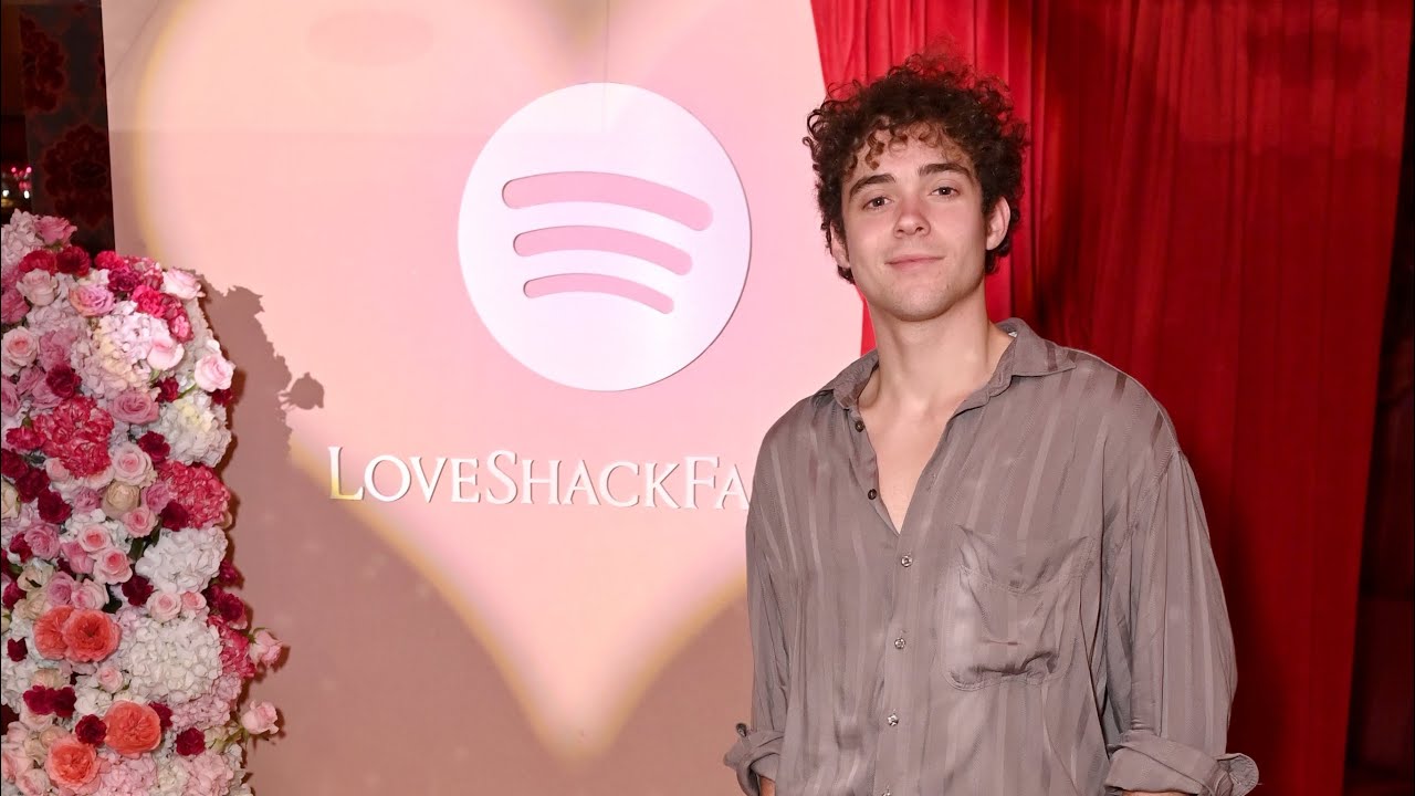 Joshua Bassett: Blue (Live from a Spotify & LoveShackFancy event) 