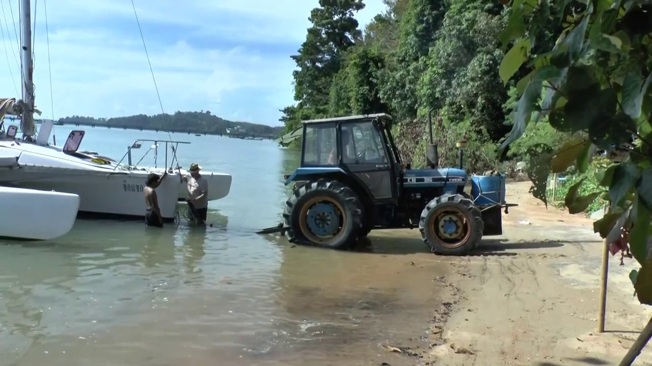 ZIGZAG Corsair 31 oneoff Trimaran in Thailand