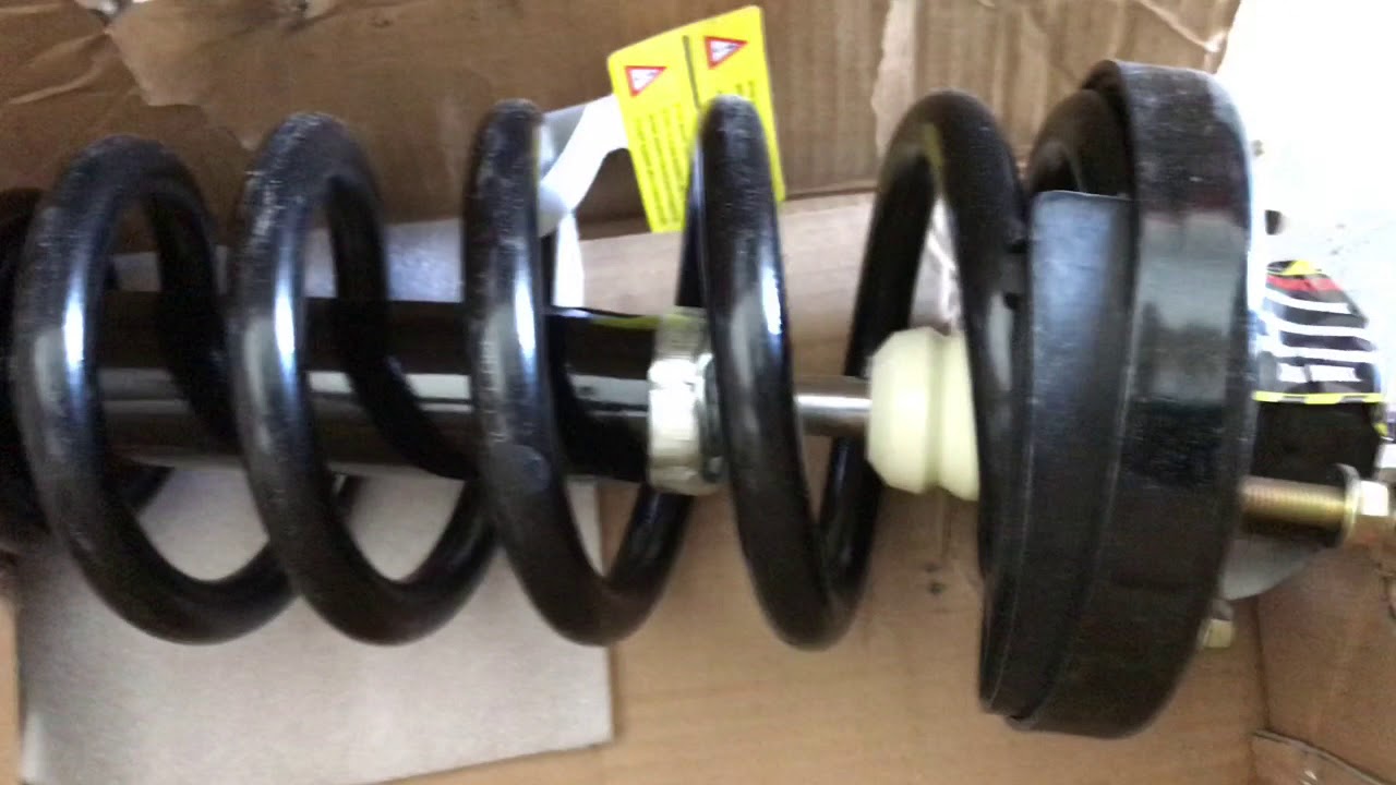 2008 Ford Expedition Rear Strut Replacement