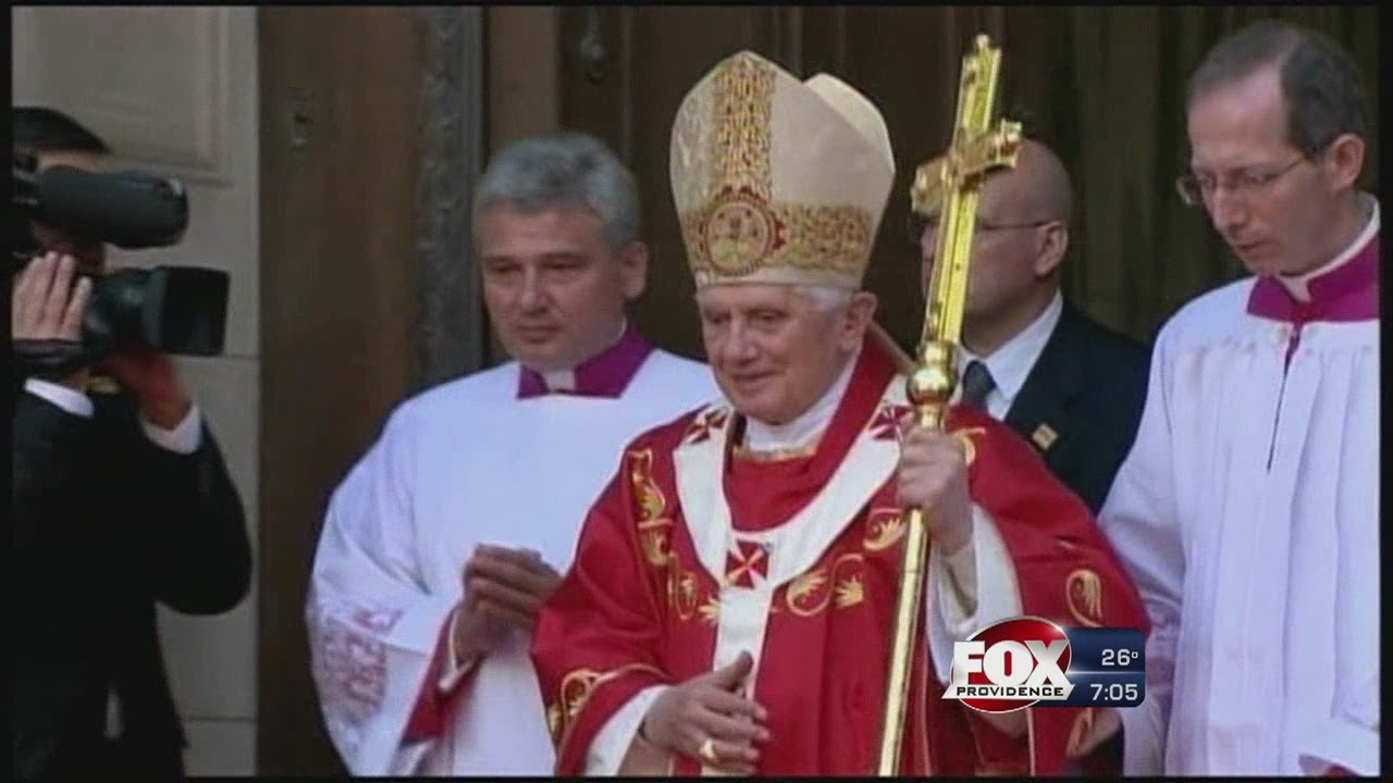 Pope makes first public appearance since his shocking annoucement