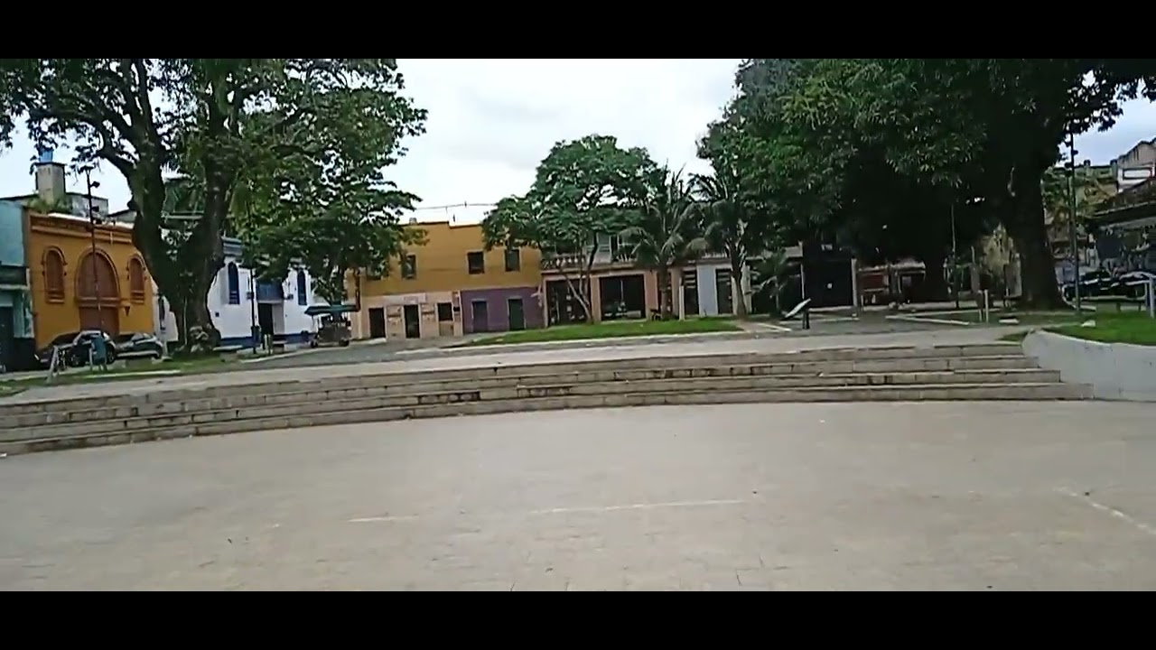 Pra&ccedil;a do Carmo 