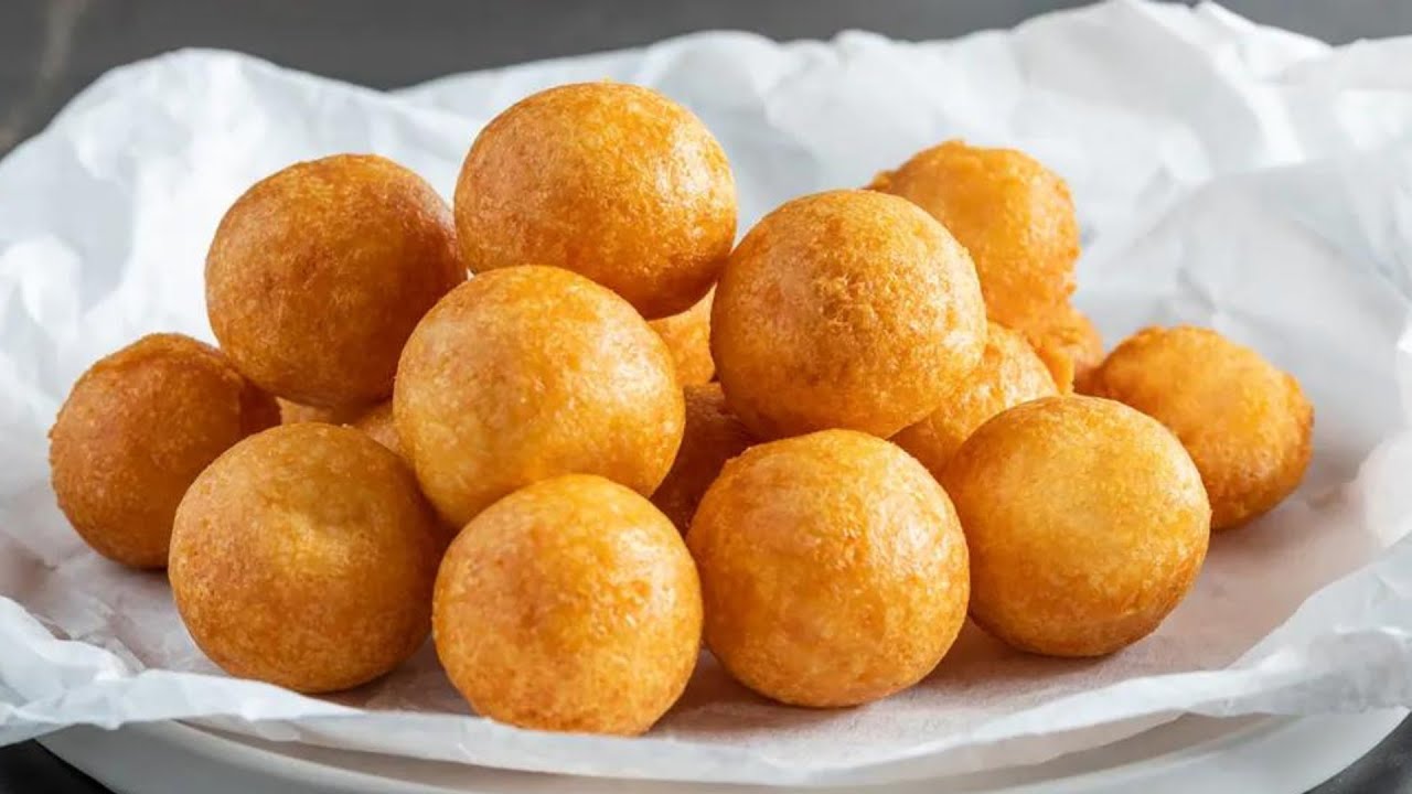 Tasty Parmesan Cheese Balls  &  Pesto Sauce