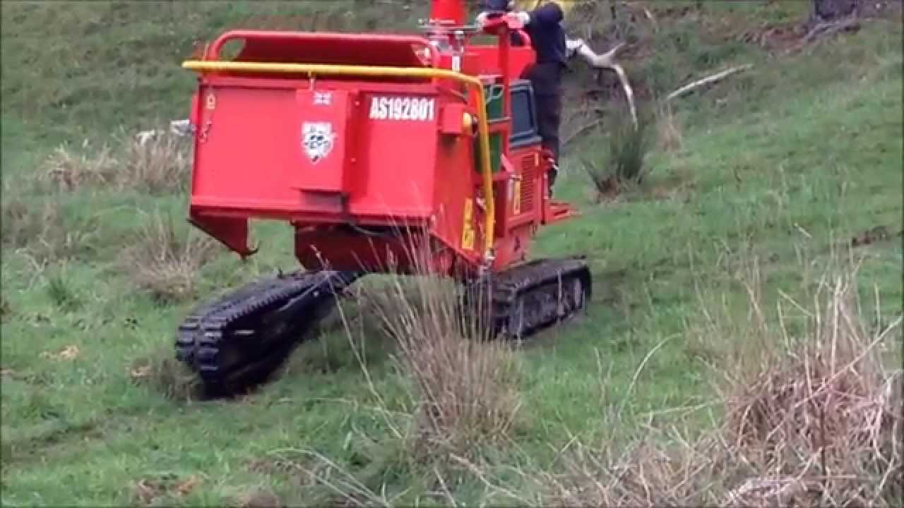 Artemis Safe-track-extendable tracks in action- traversing some difficult terrain