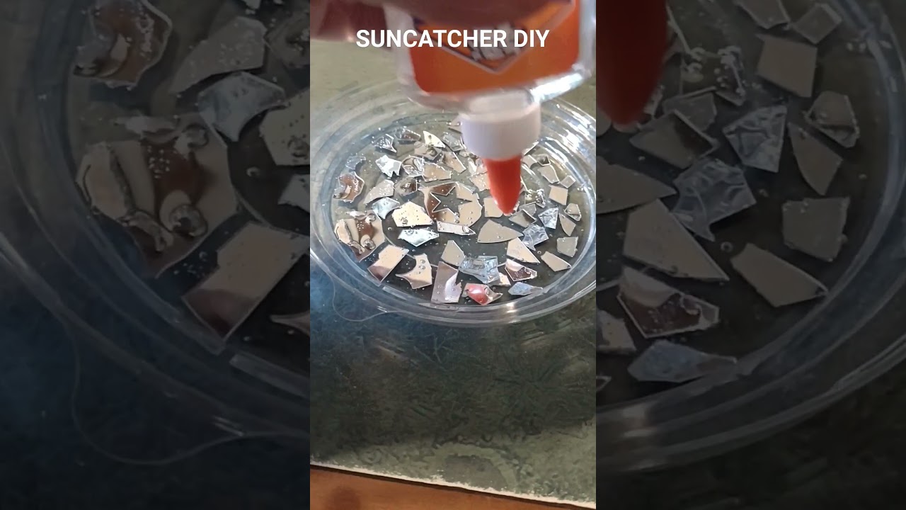 DIY Suncatcher. Easy & fun for Adults & Children #crafting #diycrafts #artsandcrafts #suncatcher