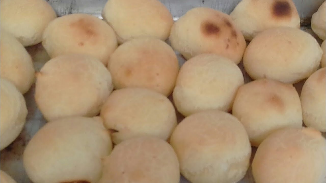 PÃO DE QUEIJO FEITO COM FÉCULA DE MANDIOCA