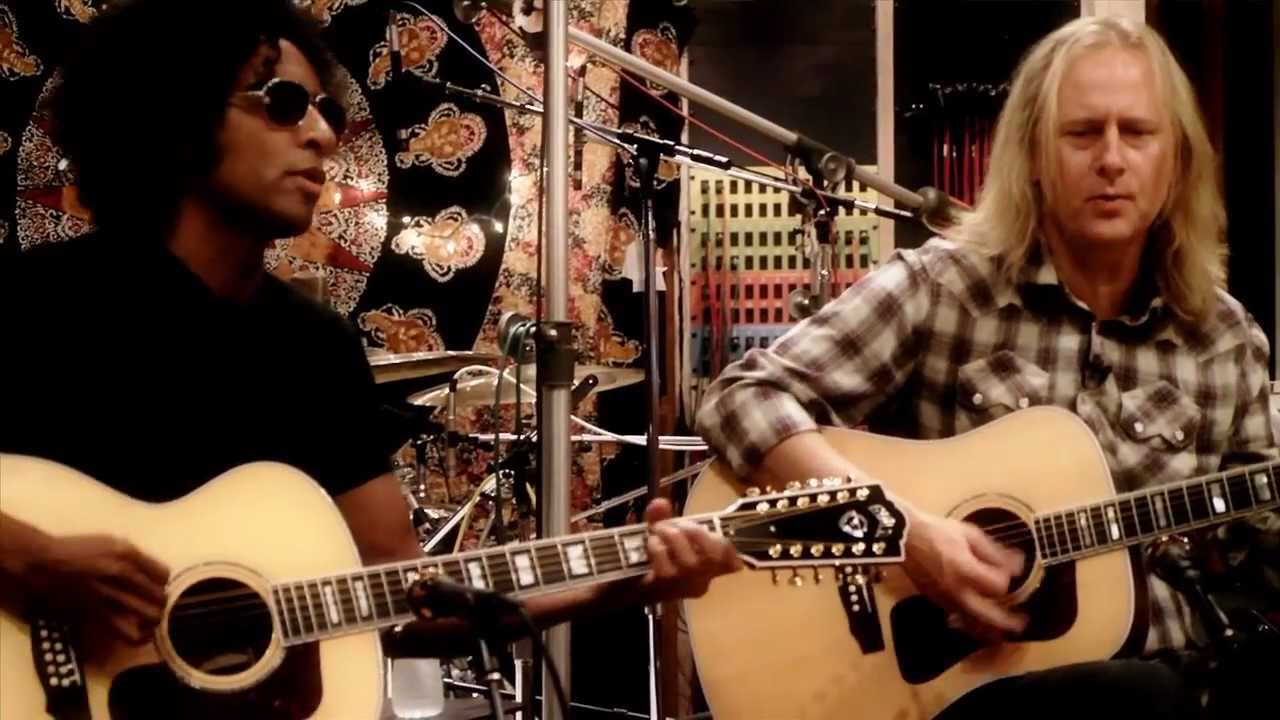 Alice In Chains Perform 