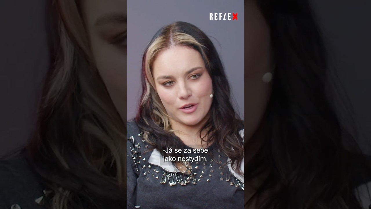 Ewa Farna v Prostoru X o sv&eacute;m těle, vn&iacute;m&aacute;n&iacute; sebe sama a jak si veřejnost n&aacute;rokuje ji hodnotit.