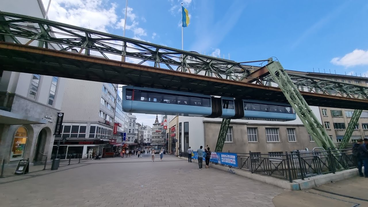 El TREN MONORAIL COLGANTE DE WUPPERTAL, Alemania. 🚅