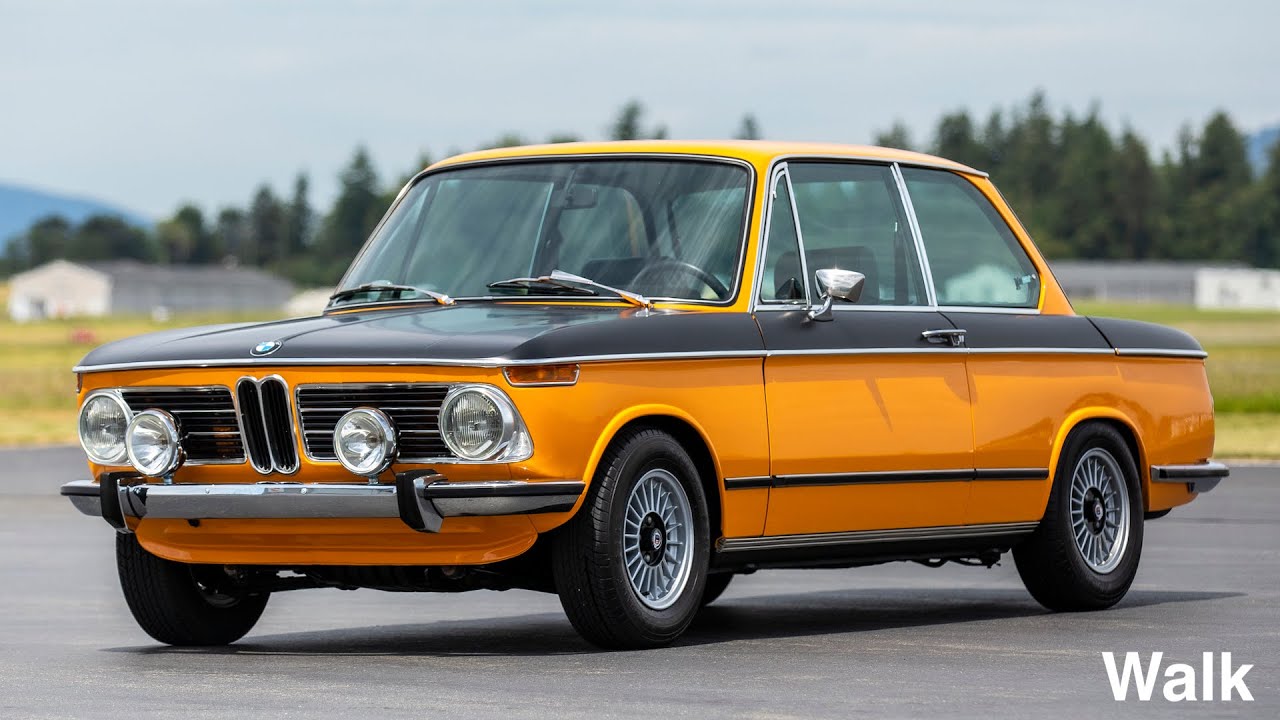 Walk 1972 BMW 2002 Alpina A4 Triubute