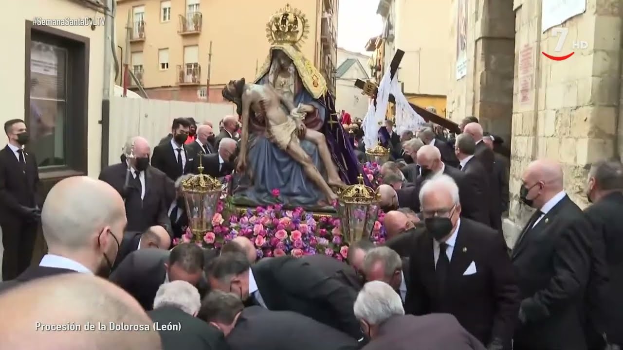 Viernes de Dolores. Procesión de La Dolorosa (León)