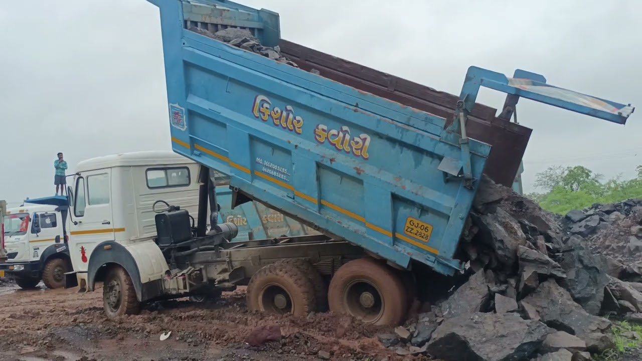 #_Tata fas Gaye to usko kaise nikala gaya hai.....