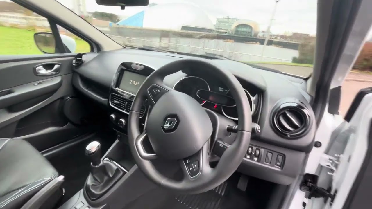 2019 Renault Clio TCe Iconic