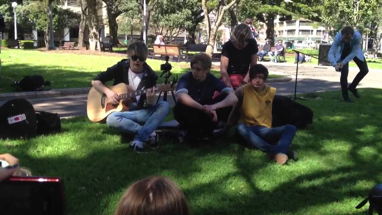 5 Seconds Of Summer - Everything I Want (Hyde park 26/8)