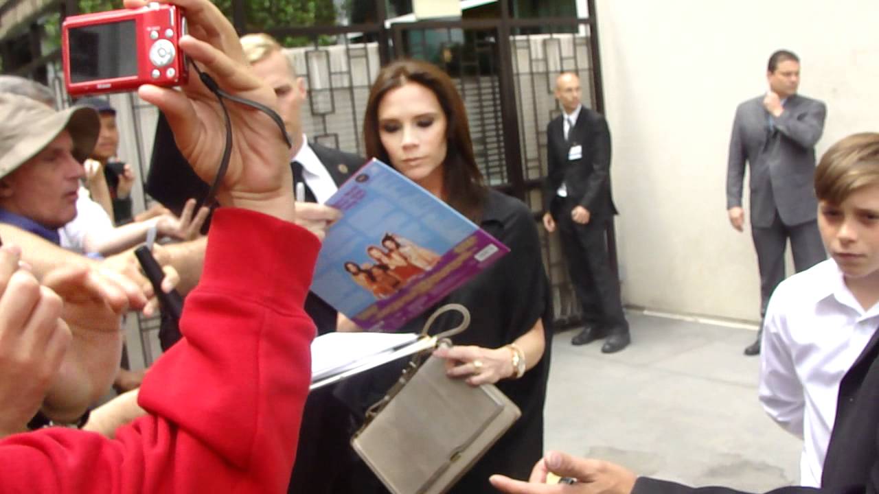 Victoria Beckham Posh Spice Ms. David Beckham signing autographs at Simon Fuller's Walk of fame