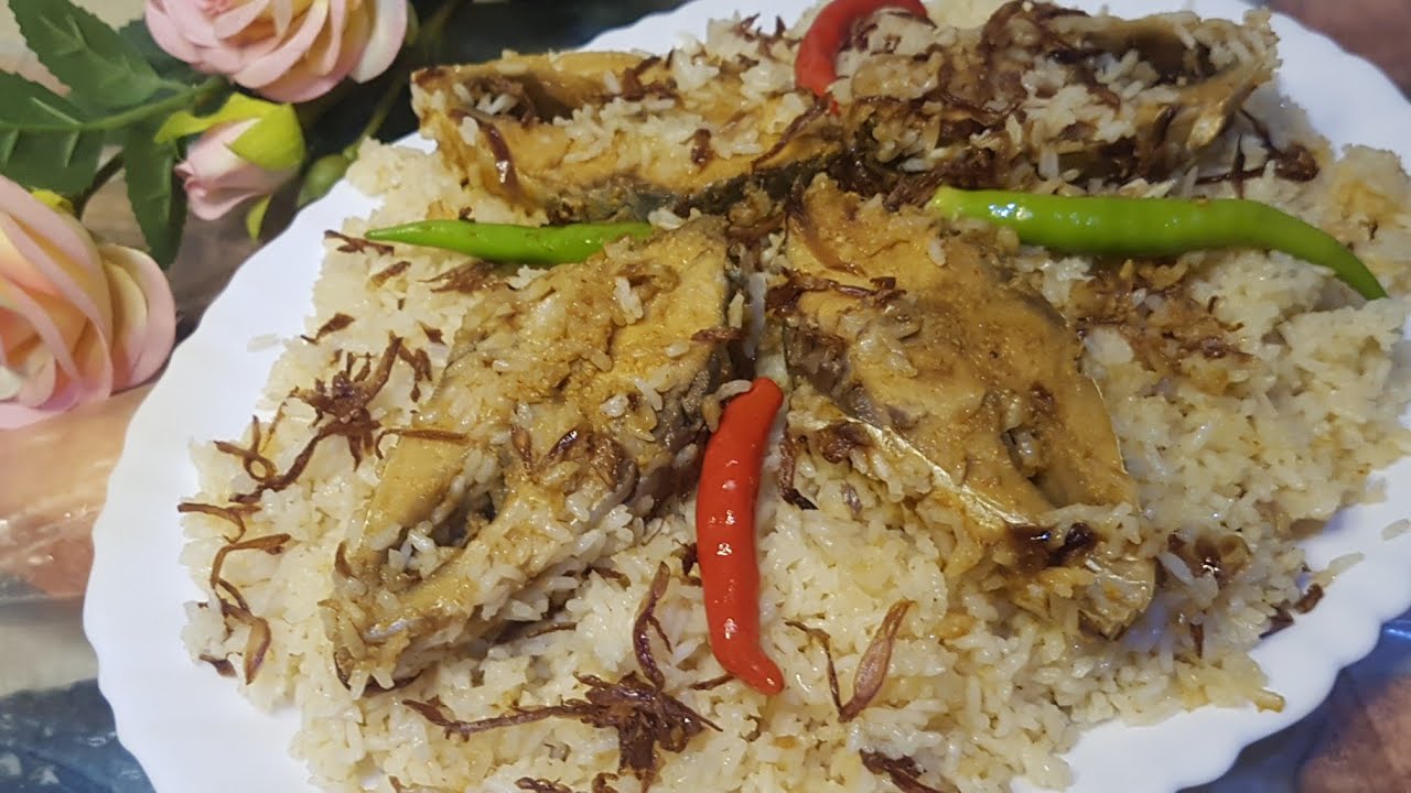 ইলিশ পোলাও রেসিপি || Ilish Polau / Polao Recipe by Smriti's Kitchen