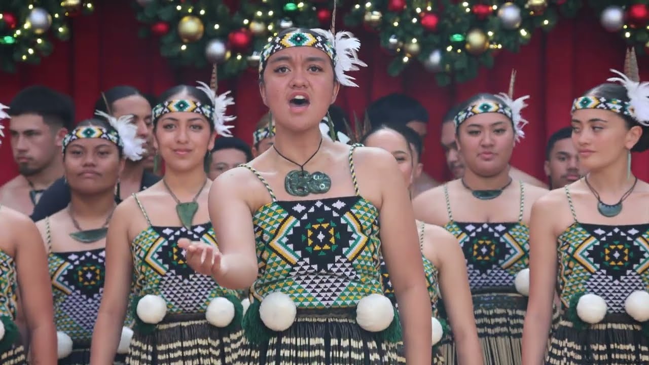 Maori Culture in Hawaii: Nga Puna o Waiorea Kapa Haka Showcase at Ala Moana Centerstage [4K]