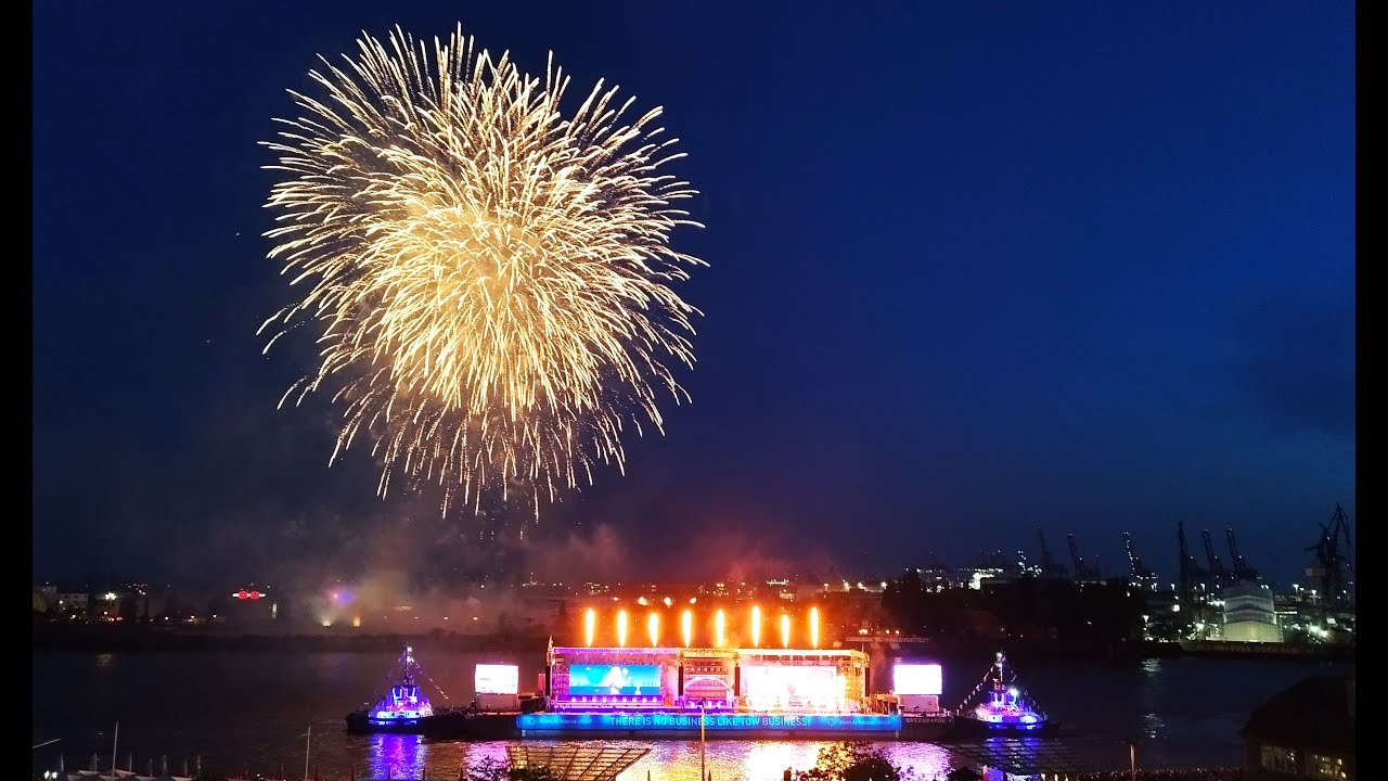 4K Hafengeburstag 2024 Das große Feuerwerk mit Stargast H.P. Baxxter 10.05.2024