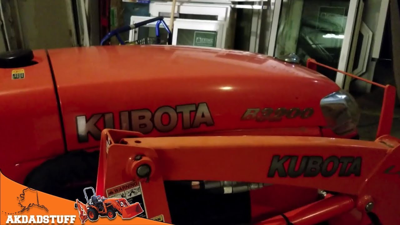 #36  Kubota B3200 