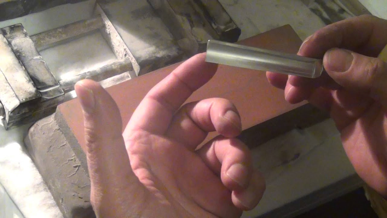 How to round spike point straight razor
