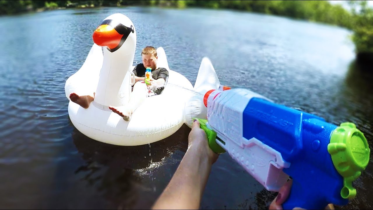 Nerf Super Soaker War 2