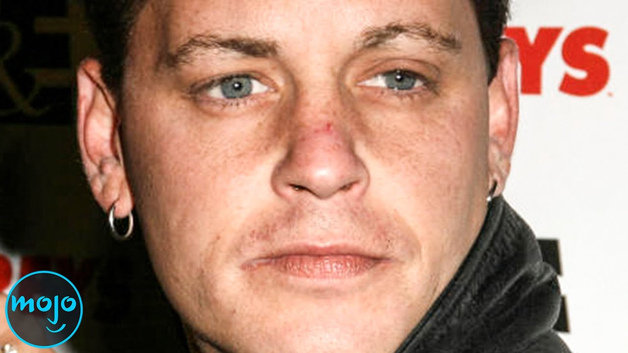 10 Celebrities Who Took Shocking Secrets to the Grave