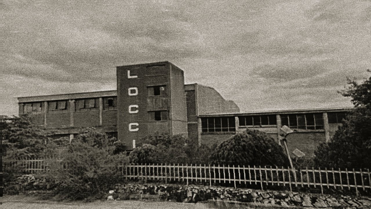 LUOGHI ABBANDONATI - SARDEGNA - Ex Concessionaria  Locci Macomer-Nuoro