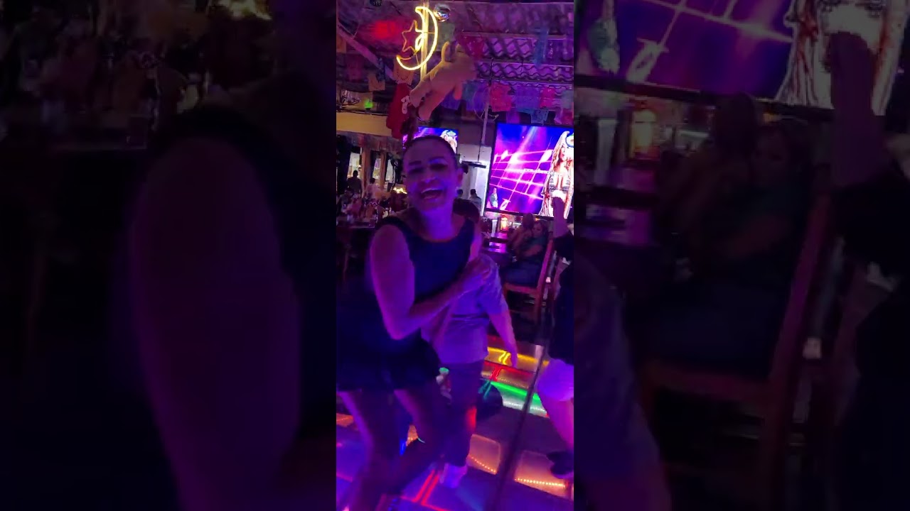Noches de karaoke Alexa