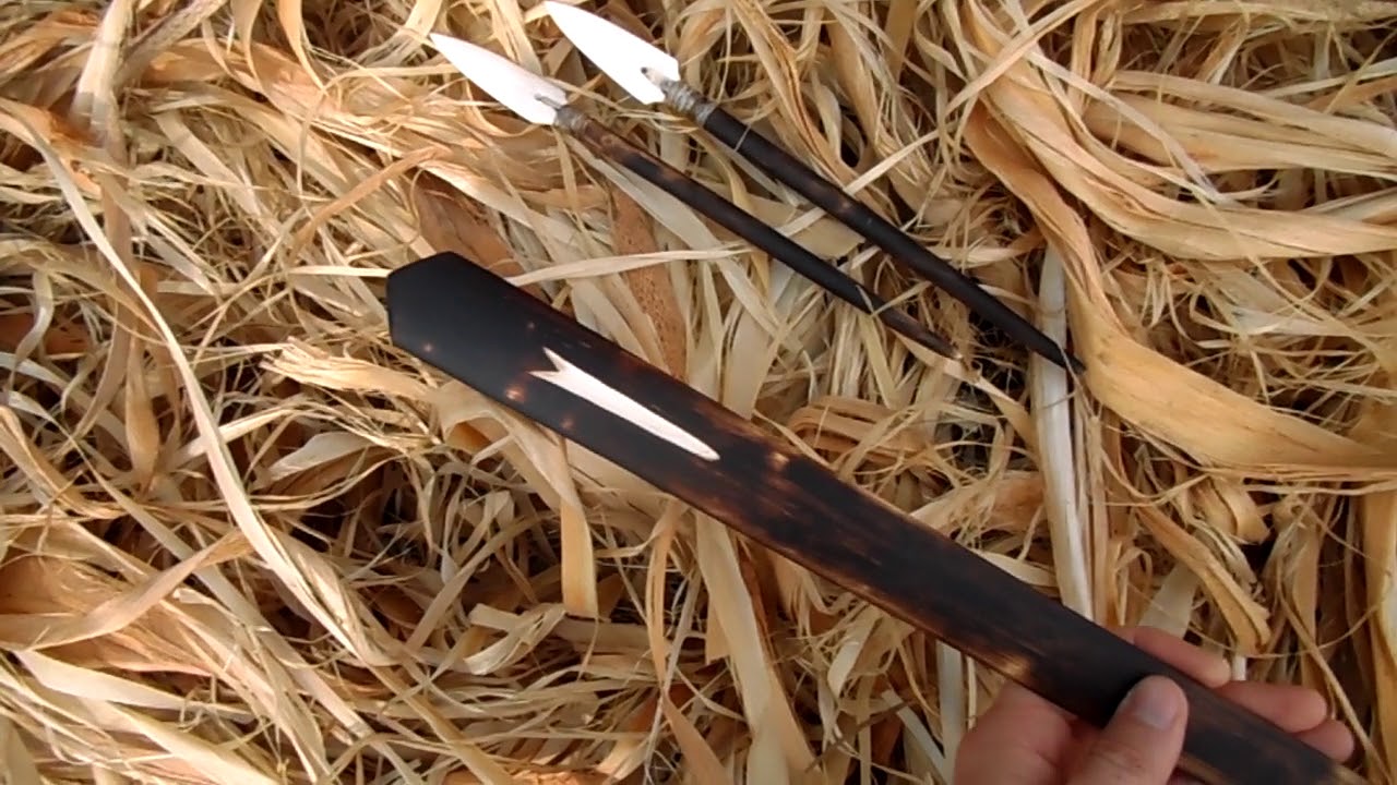 Atlatl + bone arrowheads and dogwood foreshafts